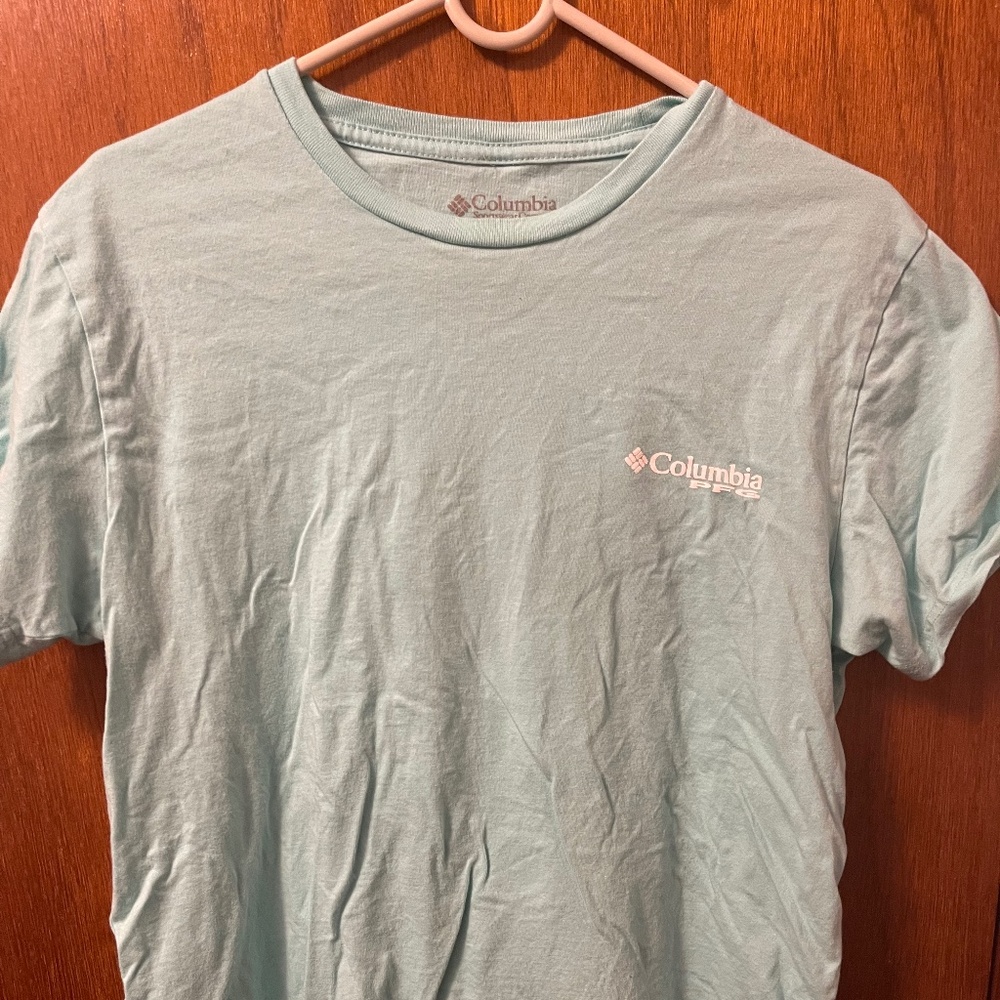 Columbia T-shirt
